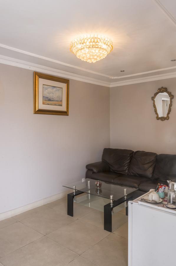 Hotel La Falaise Bonanjo Douala Dış mekan fotoğraf