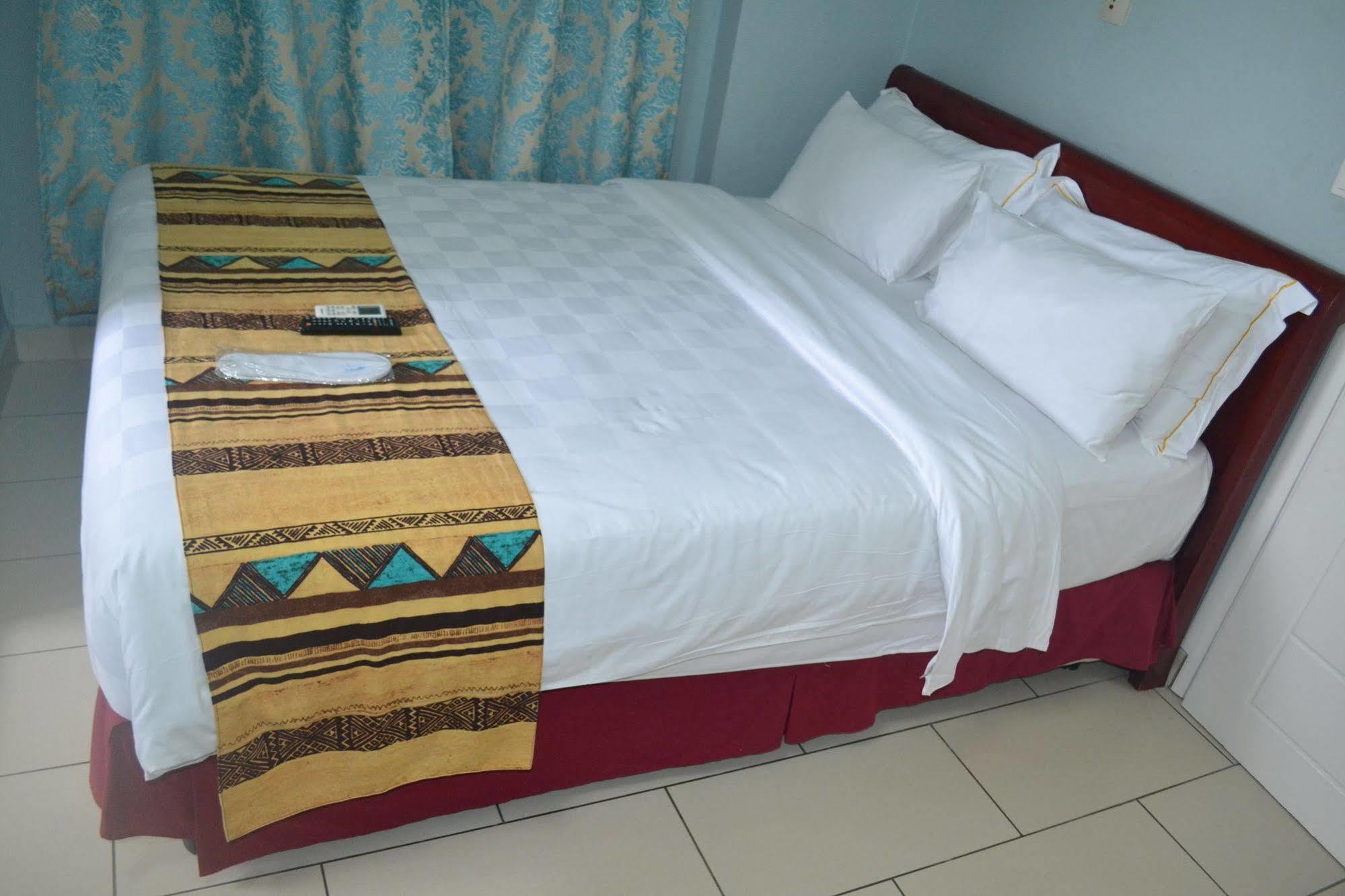 Hotel La Falaise Bonanjo Douala Dış mekan fotoğraf