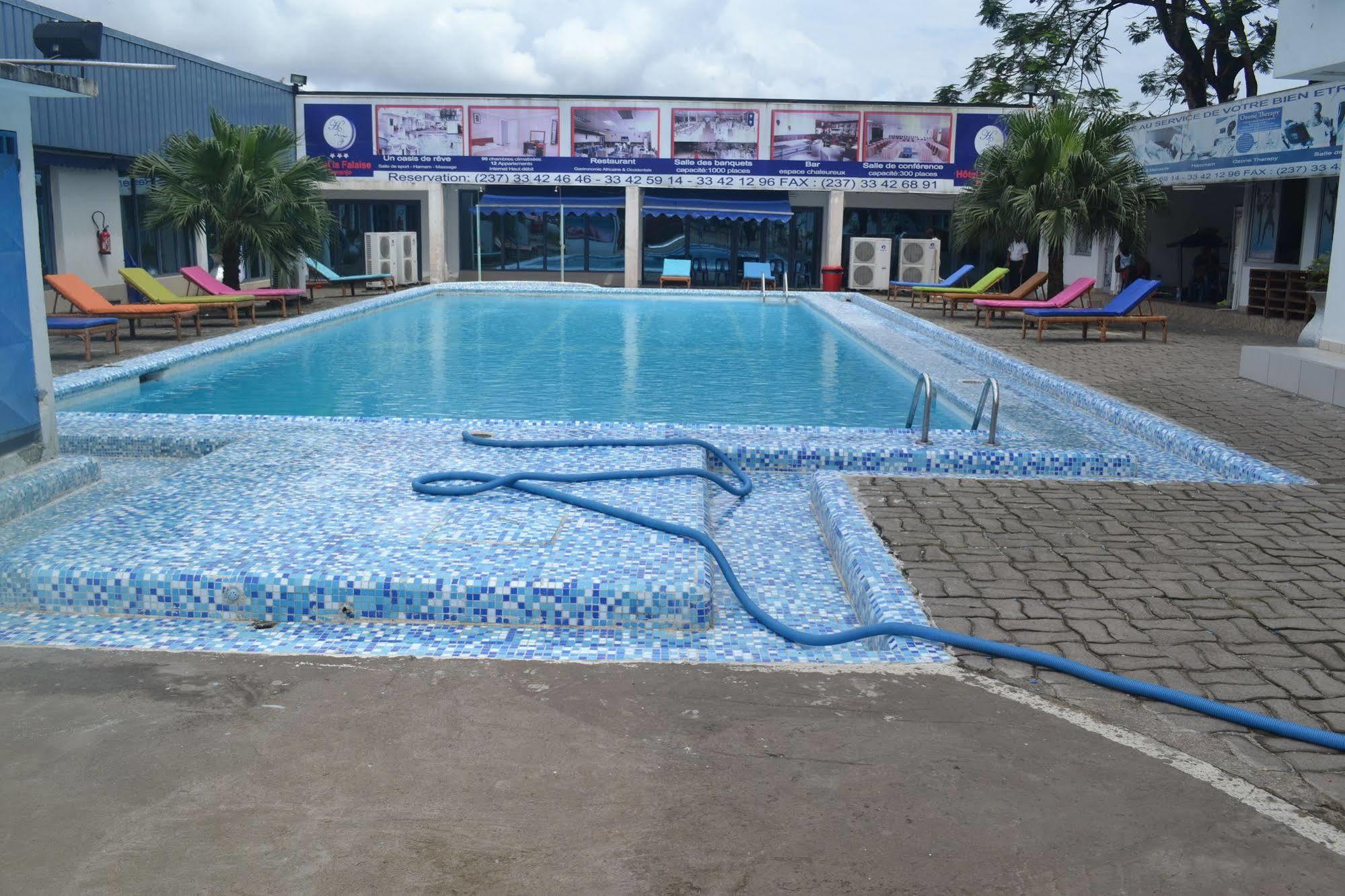 Hotel La Falaise Bonanjo Douala Dış mekan fotoğraf