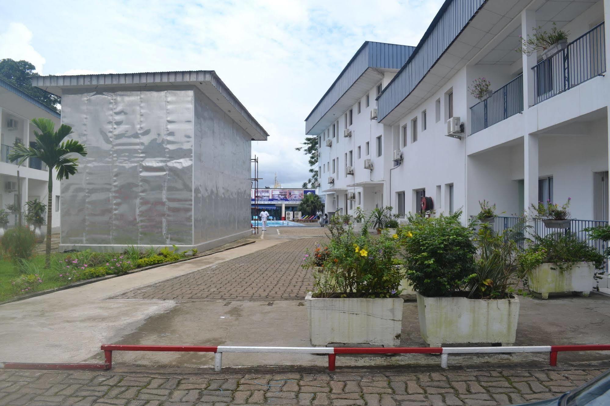 Hotel La Falaise Bonanjo Douala Dış mekan fotoğraf